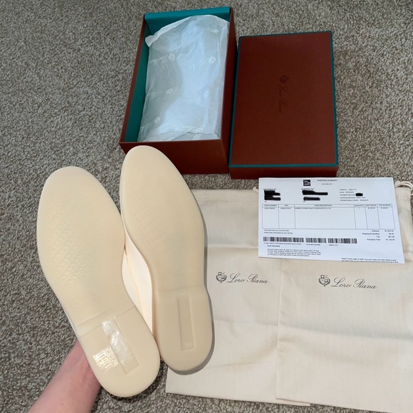 ❌SOLD❌ LORO PIANA WHITE GOLD LEATHER SUMMER CHARM LOAFER - Picture 2 of 16